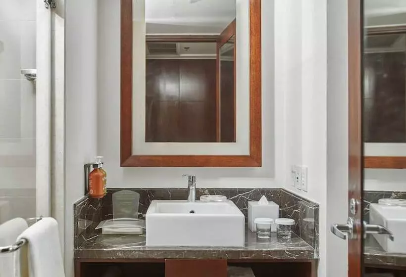 スタンダードルーム, Holiday Inn & Suites Makati, An Ihg