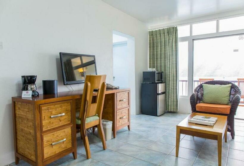 سوییت خانوادگی, Infinity On The Beach