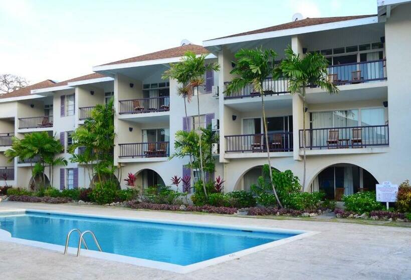 اتاق استاندارد با چشمانداز استخر, Infinity On The Beach