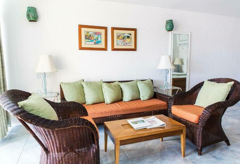 سوییت خانوادگی, Infinity On The Beach