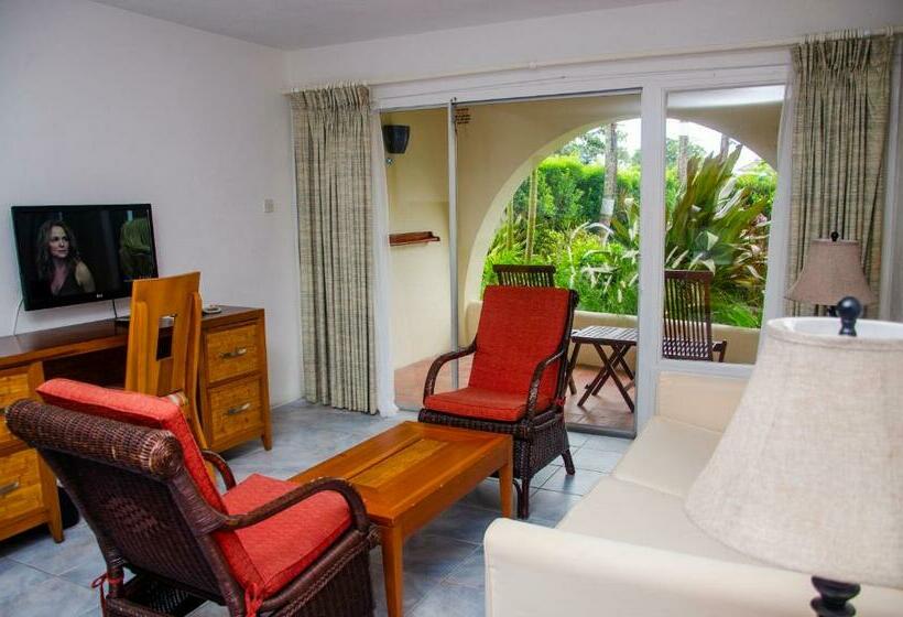 اتاق استاندارد با چشمانداز استخر, Infinity On The Beach