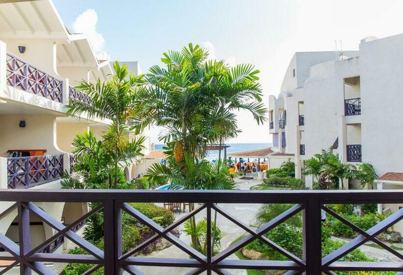 اتاق استاندارد, Infinity On The Beach