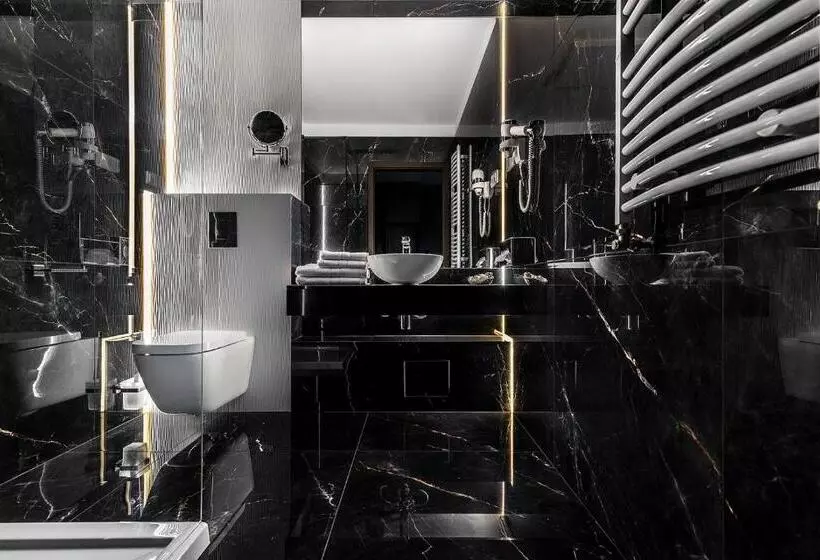Perhehuone, Korona Spa & Wellness