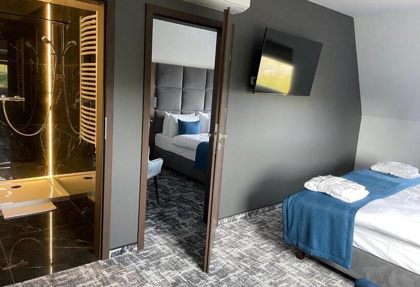 استودیو خانوادگی, Korona Spa & Wellness