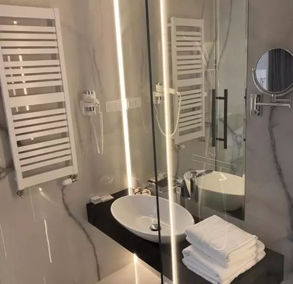Huoneisto 1 Makuuhuone, Korona Spa & Wellness