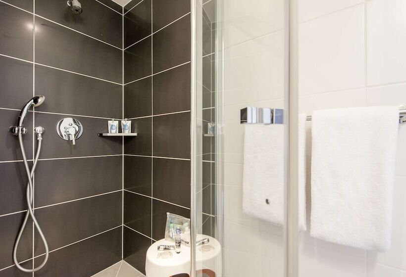 Номер Стандарт, Kyriad La Rochelle Centre  Les Minimes