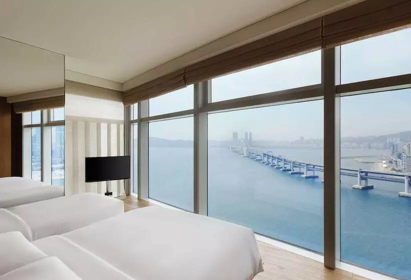 スイート（家族用）, Park Hyatt Busan