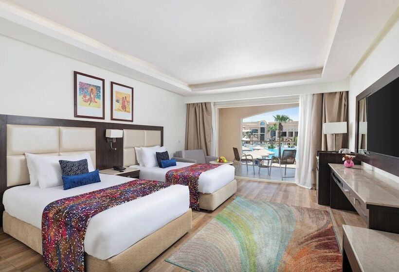 اتاق لوکس با چشم‌انداز استخر, Pickalbatros White Beach Resort  Hurghada