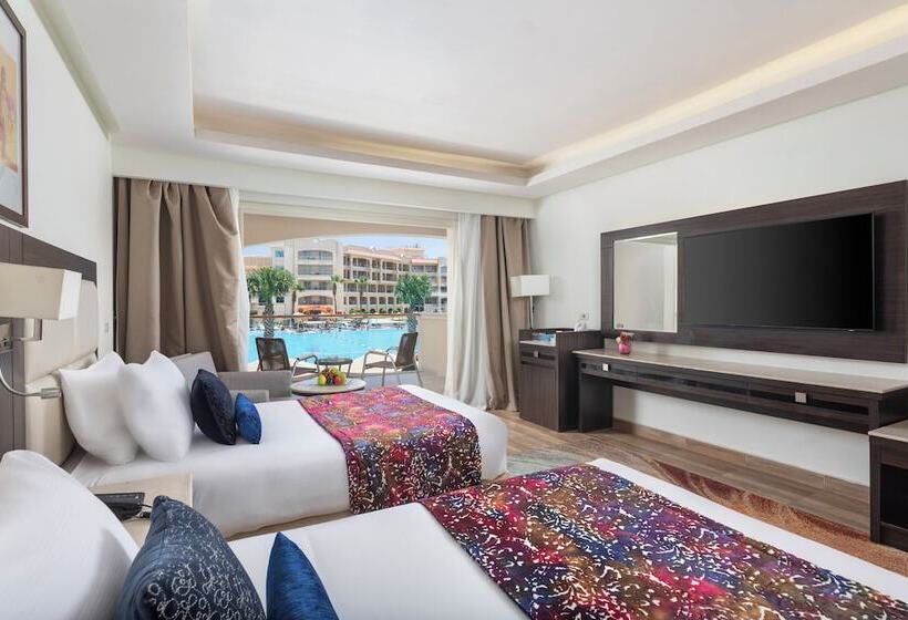 اتاق لوکس با چشم‌انداز استخر, Pickalbatros White Beach Resort  Hurghada