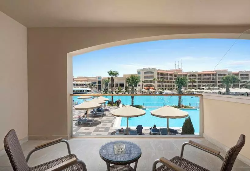 اتاق لوکس خانوادگی, Pickalbatros White Beach Resort  Hurghada