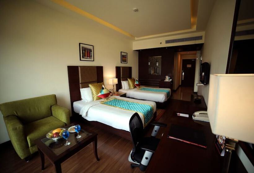 デラックスルーム, Ramada By Wyndham Jalandhar City Center