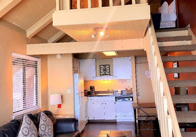 דירת חדר, Tahoe Lakeshore Lodge & Spa