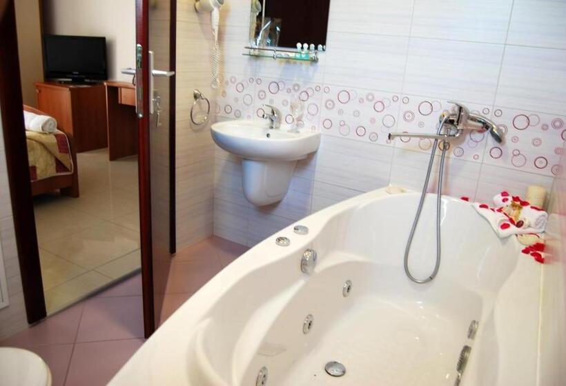 اتاق لوکس, Villa Milka