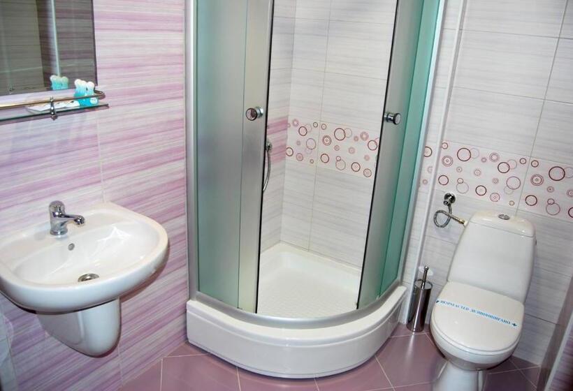 اتاق استاندارد سه نفره, Villa Milka