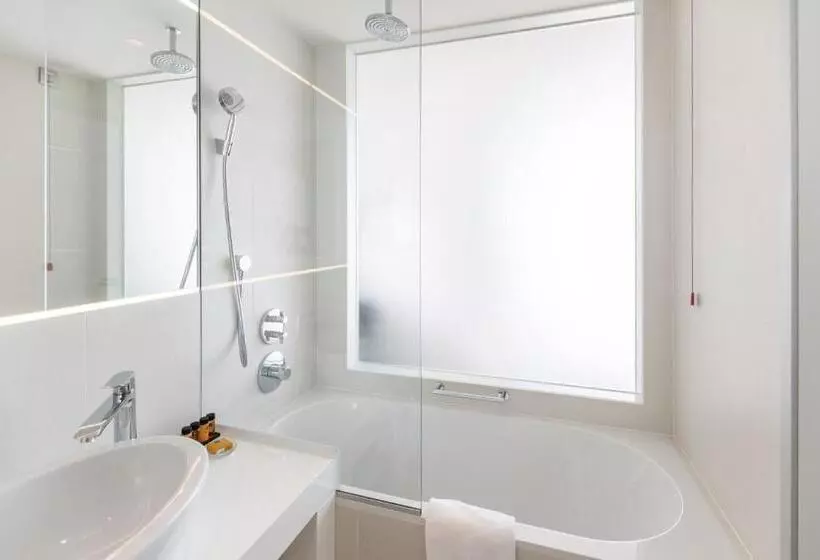 バルコニーつきオーシャンビュースーペリアルーム, Luxury Hotel Amabilis