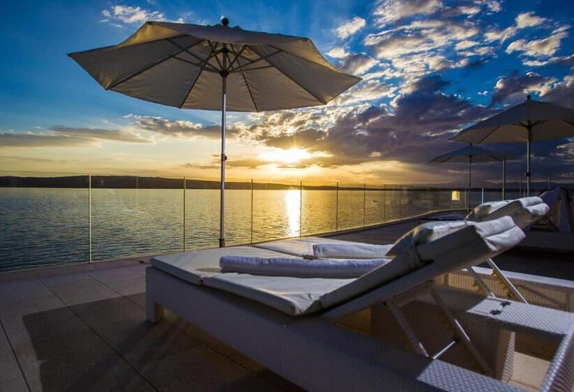 Номер Deluxe Вид на Море, Luxury Hotel Amabilis