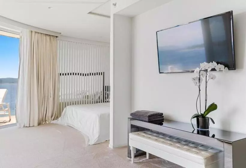 オーシャンビューデラックススイート, Luxury Hotel Amabilis