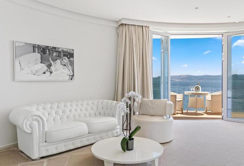 Люкс Deluxe Вид на Море, Luxury Hotel Amabilis