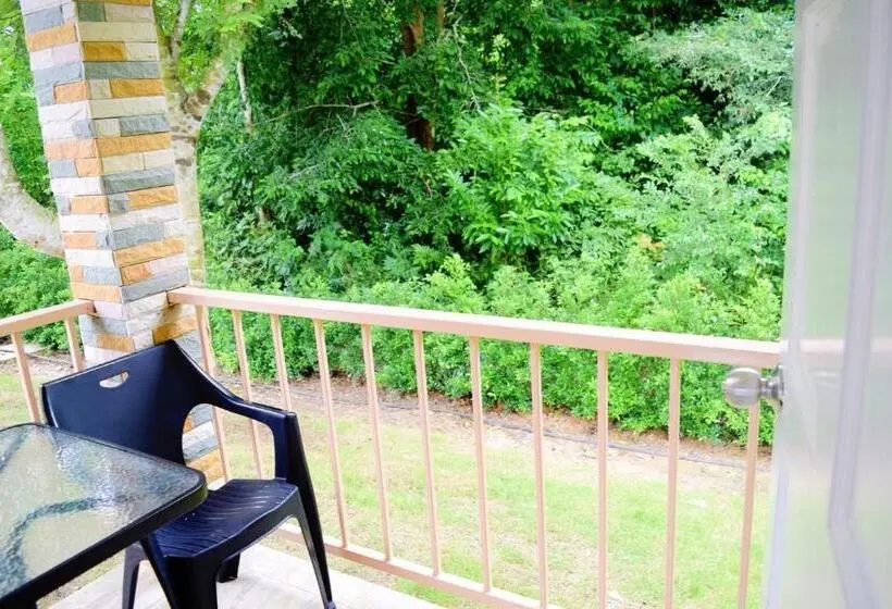 エコノミールーム, Khowbuysi View Resort