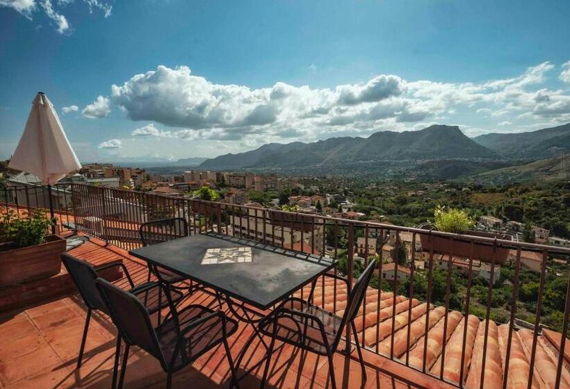 3침실 아파트 풀장 전망, Casa Rossa