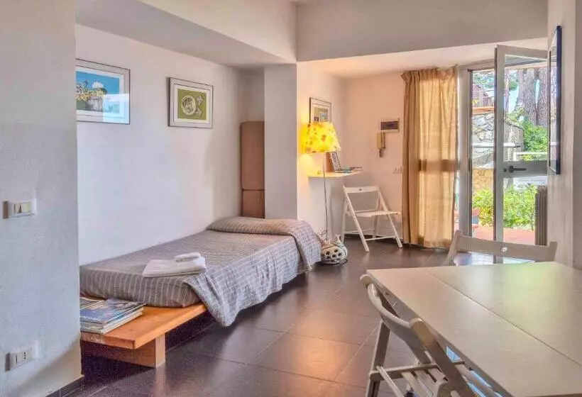 Huoneisto 1 Makuuhuone Puutarhanäkymä, Casa Rossa