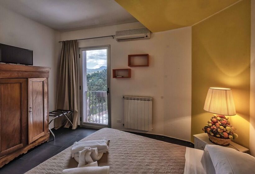 Standard room with outdoor bath, Casa Rossa