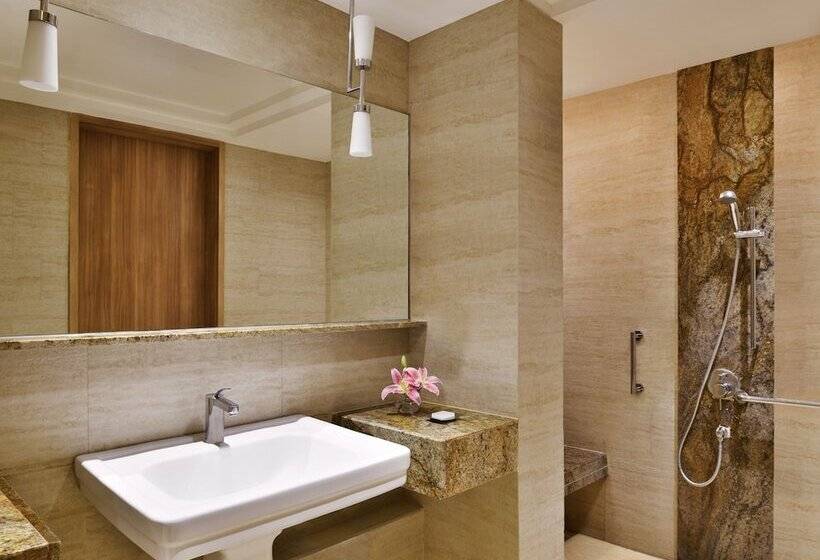 Номер Стандарт 2 Двуспальные Кровати, Bengaluru Marriott Hotel Whitefield