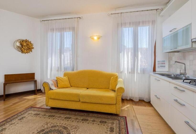 Apartamento 1 Quarto Vista Jardim, Corte Nova