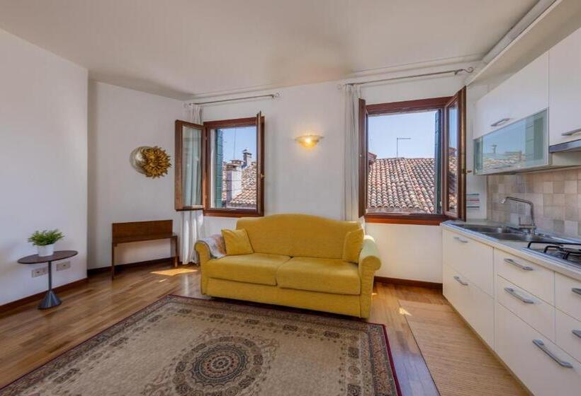 Apartamento 1 Quarto Vista Jardim, Corte Nova