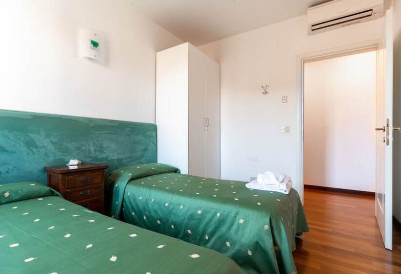 Suite 2 Quartos, Corte Nova