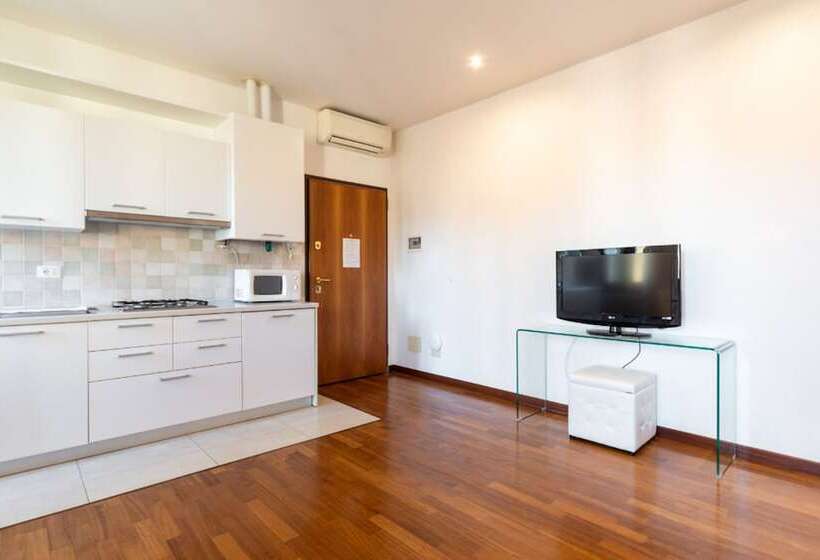 Suite 2 Quartos, Corte Nova