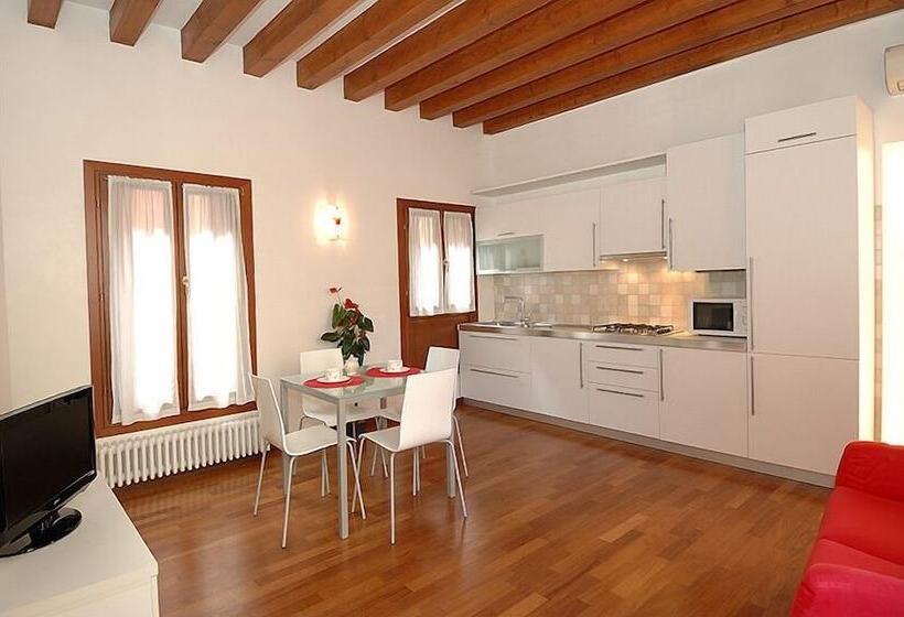 Apartamento 1 Quarto Vista Jardim, Corte Nova