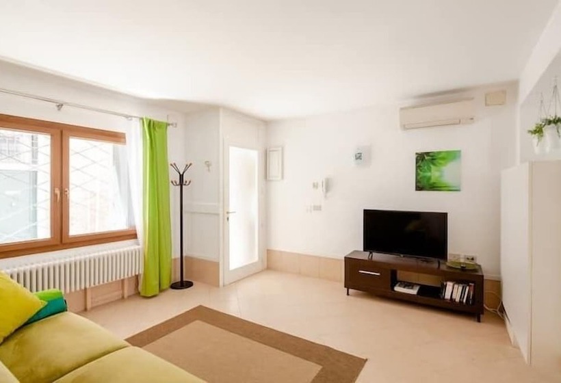 Apartamento 1 Quarto Vista Jardim, Corte Nova