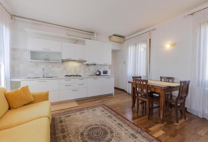 Apartamento 1 Quarto Vista Jardim, Corte Nova