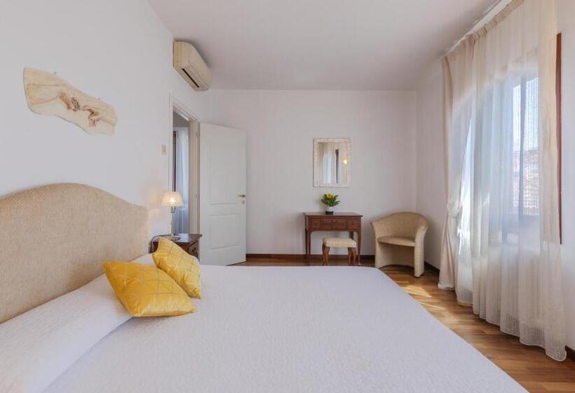 Apartamento 1 Quarto Vista Jardim, Corte Nova