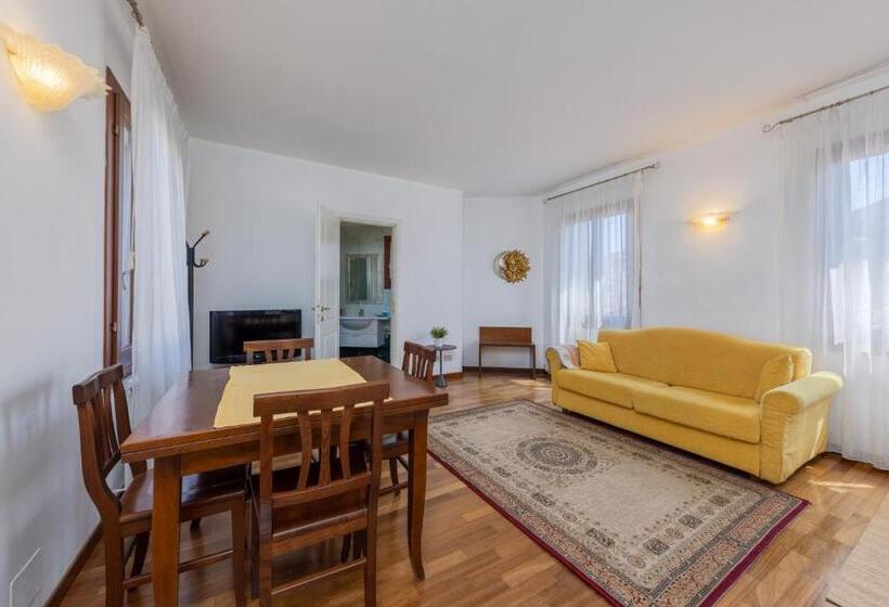 Apartamento 1 Quarto Vista Jardim, Corte Nova