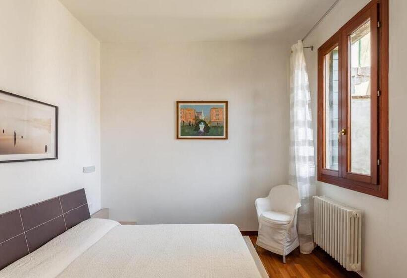 Apartamento 2 Quartos Vista Jardim, Corte Nova