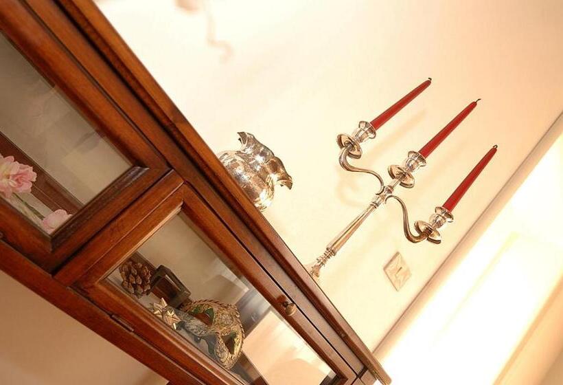 Suite com Vistas, Corte Nova