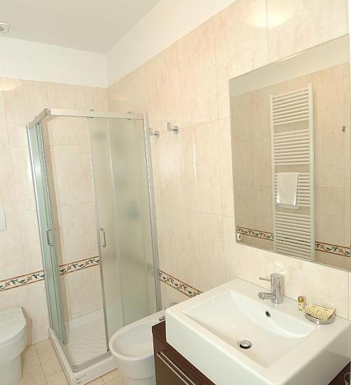 Suite 2 Quartos, Corte Nova