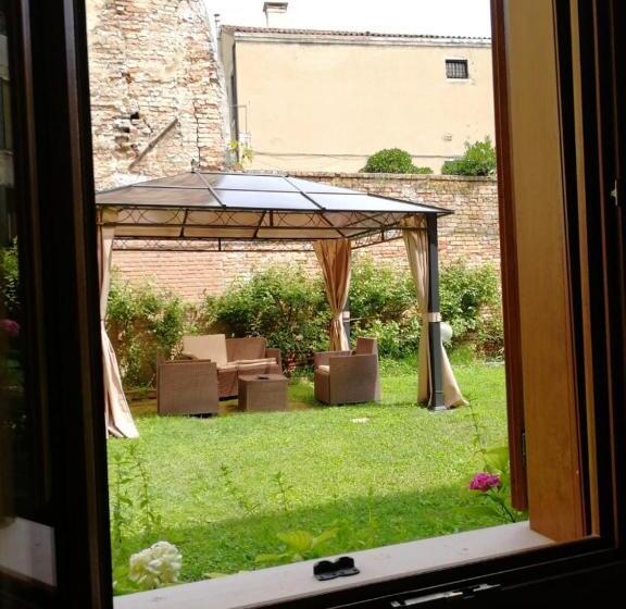 Apartamento 1 Quarto Vista Jardim, Corte Nova