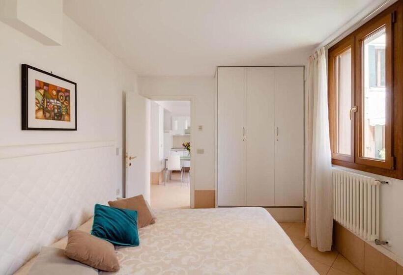 Apartamento 1 Quarto Vista Jardim, Corte Nova