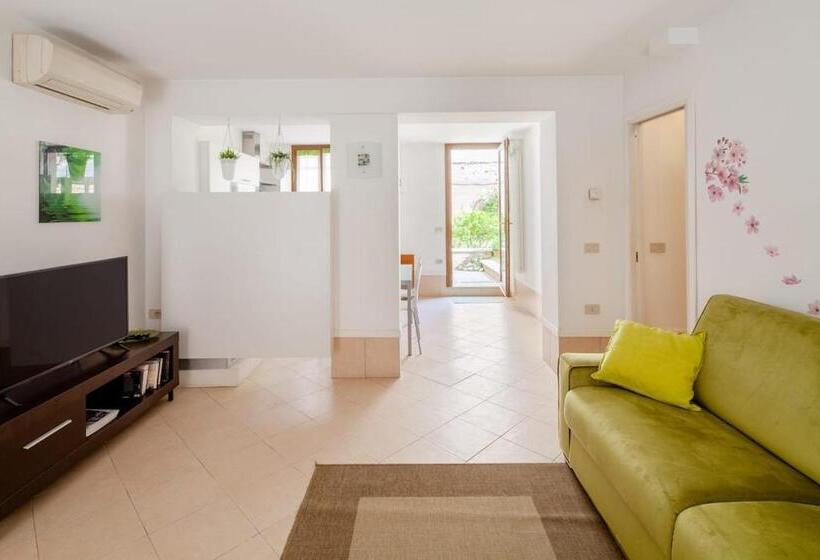 Apartamento 1 Quarto Vista Jardim, Corte Nova