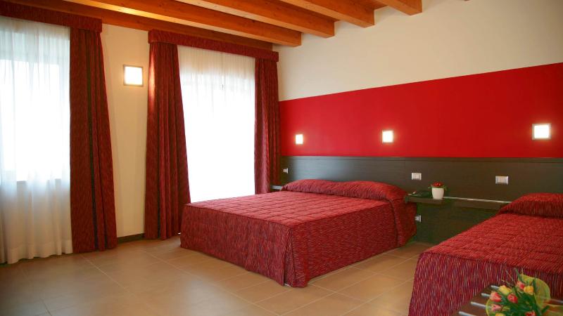 スタンダードトリプルルーム, Corte Della Rocca Bassa