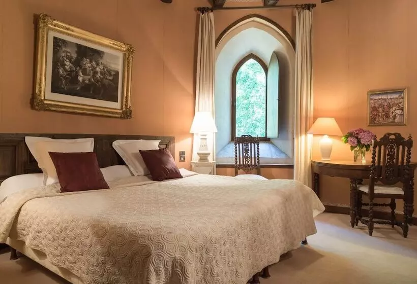 Superior Neljän Hengen Huone, Château De Nieuil