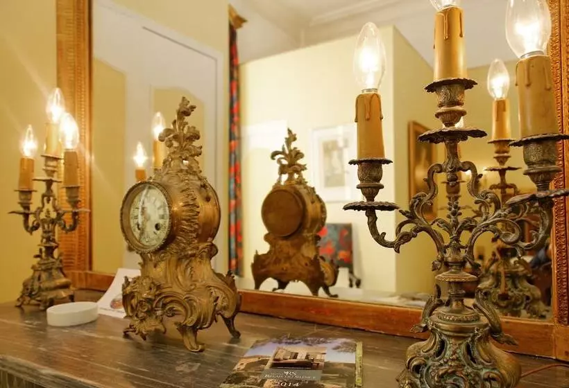 Classic-huone, Château De Nieuil