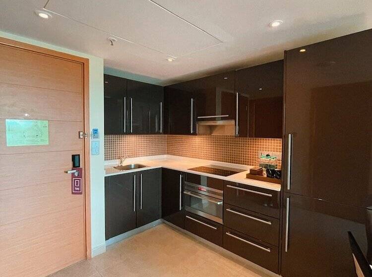 جناح ديلوكس غرفتين نوم, Hilton Bangalore Embassy Golflinks