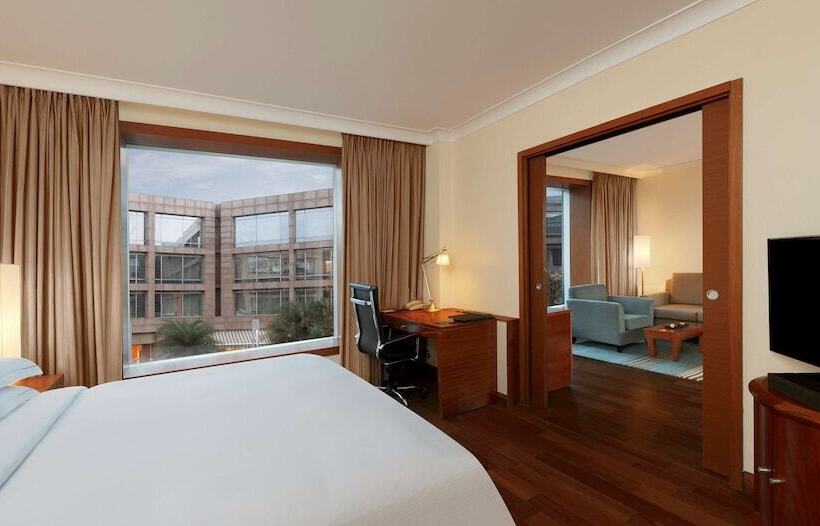 غرفة قياسية, Hilton Bangalore Embassy Golflinks