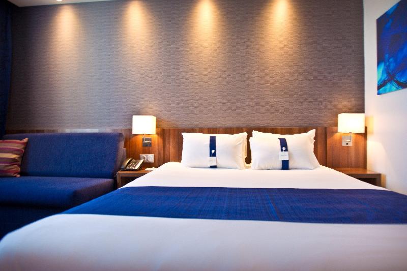 Номер Стандарт, Holiday Inn Express Dijon, An Ihg