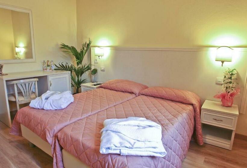 Номер Стандарт, Il Monte