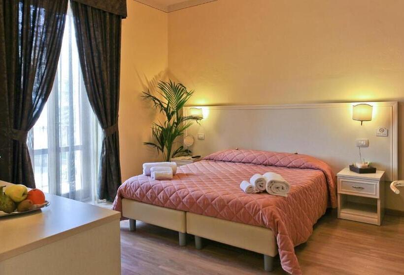 Номер Стандарт, Il Monte